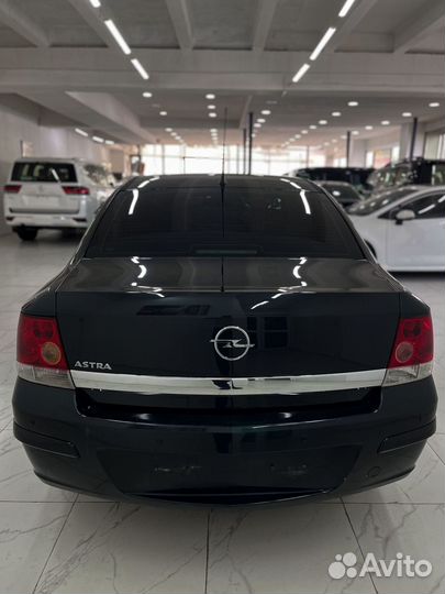 Opel Astra 1.8 AT, 2014, 99 400 км