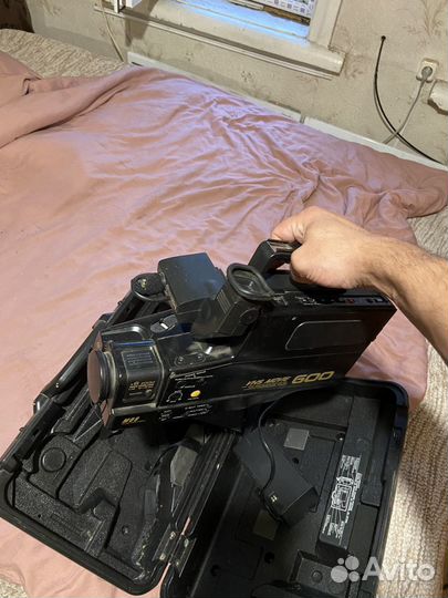 Видеокамера hitachi vhs movie 600