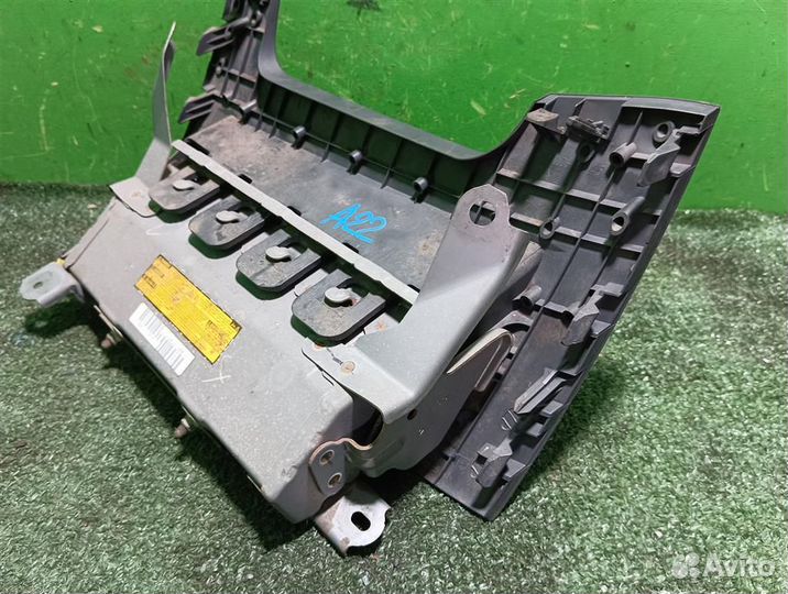 Подушка безопасности коленная Toyota RAV4 A30 2006