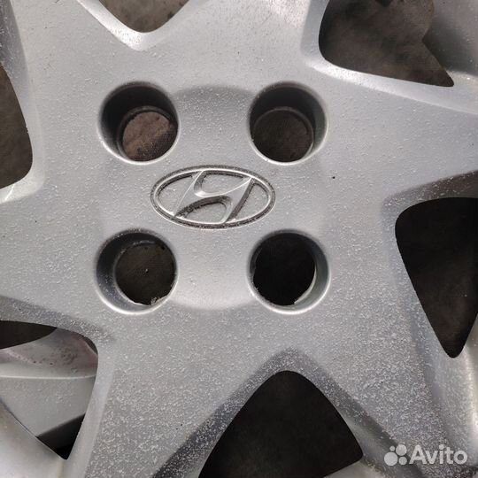 Колпаки на hyundai solaris r15
