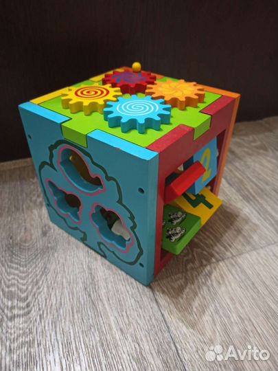 Деревянный куб сортер