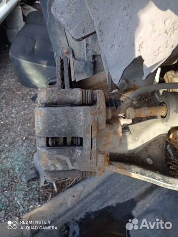 Суппорт передний правый Renault Sandero 1 Stepway