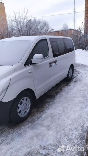 Hyundai Grand Starex 2.5 AT, 2011, 240 000 км