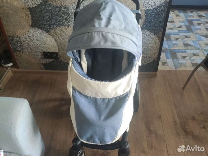 Прогулочная коляска 3в 1