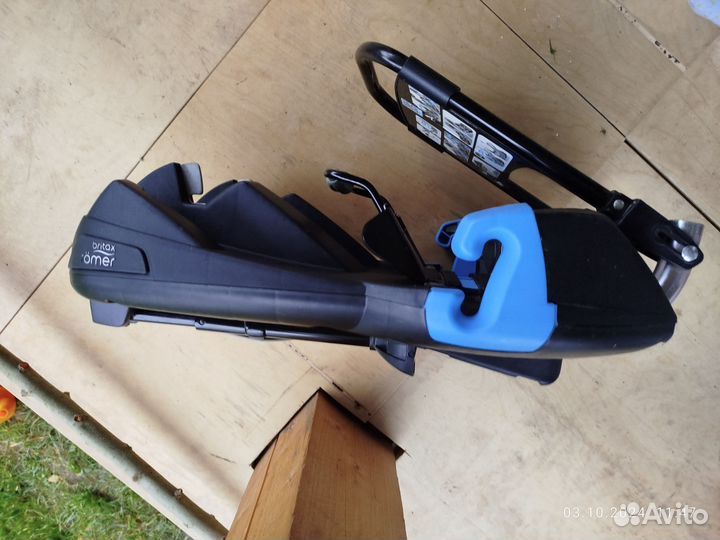 Автолюлька britax romer baby safe с базой. Ременн