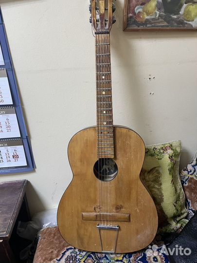 Гитара шестиструнная