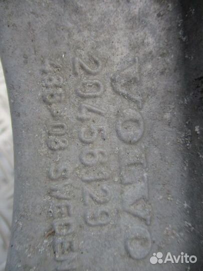 Кронштейн стабилизатора кабины Volvo 20456129