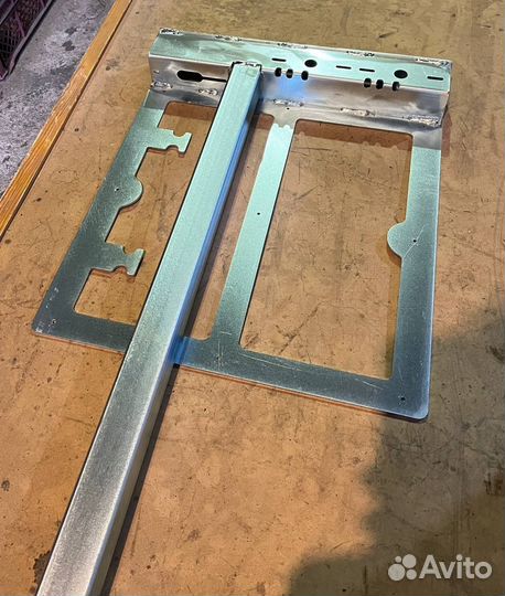 Кронштейн знака Крупногабаритный груз/Негабарит