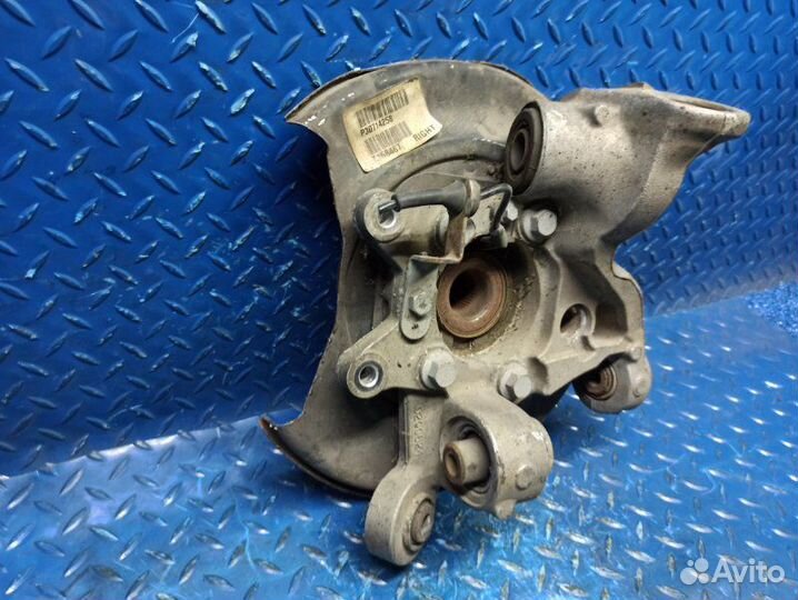 Кулак ступица задний правый Volvo S60