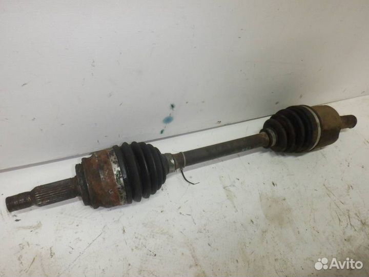 Привод передний левый