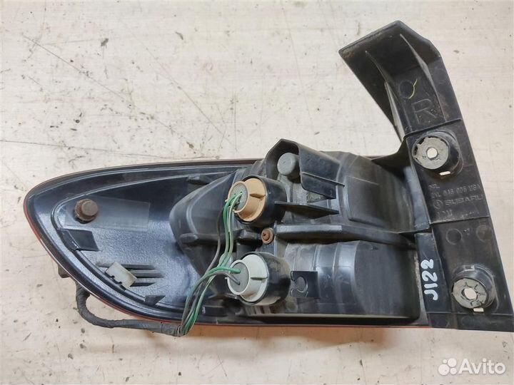 Фонарь задний наружный правый Subaru Tribeca WX 2