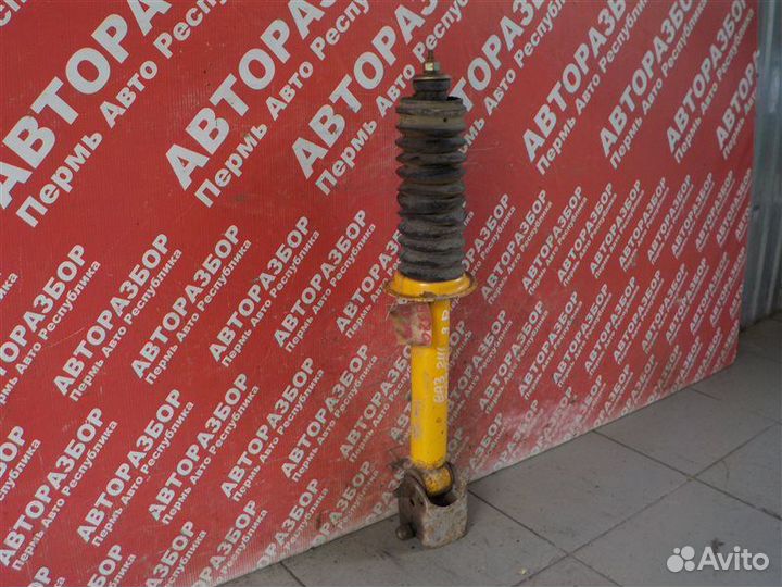 Амортизатор подвески задний правый Ваз 21110