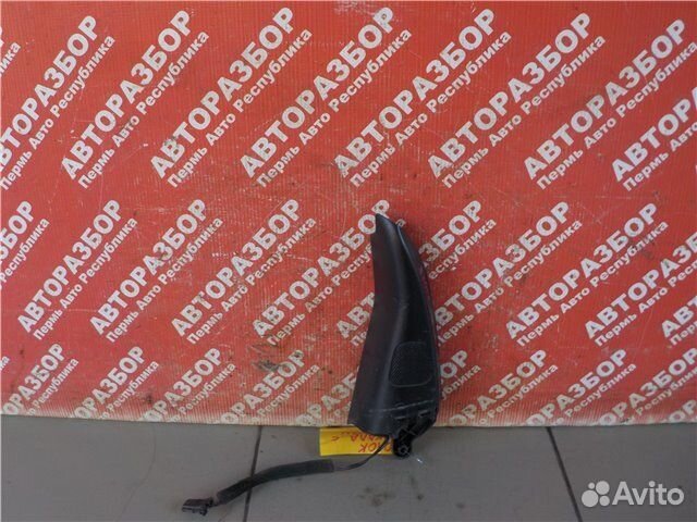 Уголок двери передний левый Volkswagen Golf plus