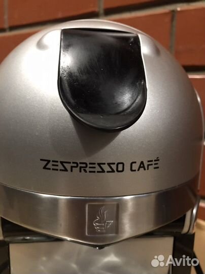 Капсюльная кофеварка