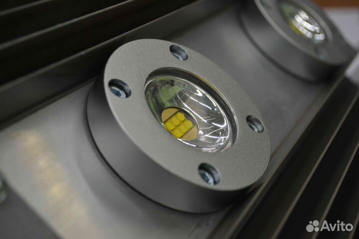 Светильник уличный светодиодный на столб