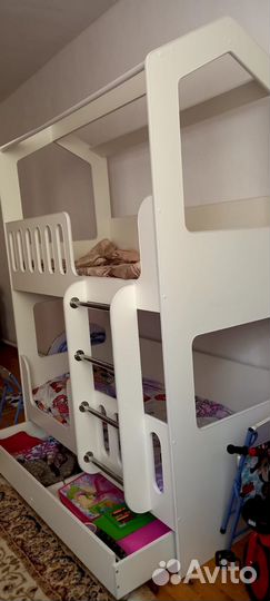 Двухъярусная кровать для детей от 3х лет