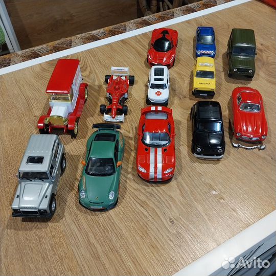 Машинки металлические маштабные модели автомобилей