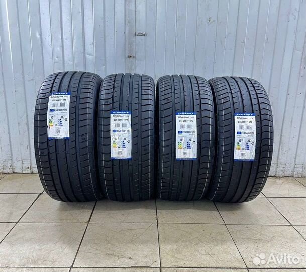 Triangle EffeXSport TH202 235/40 R18 и 265/35 R18