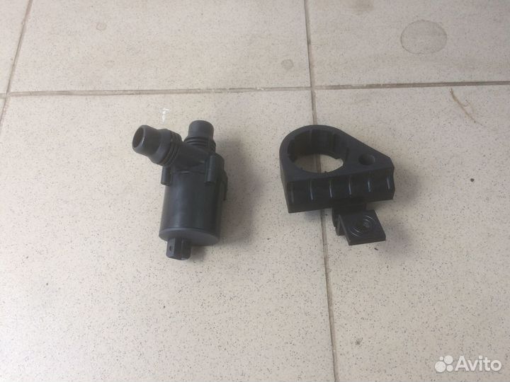 BMW E60 E61 Дополнительная помпа охлаждения с Япон