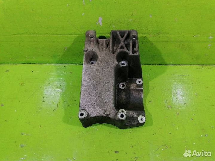 Кронштейн гидроуселителя руля Ford Focus 2 седан