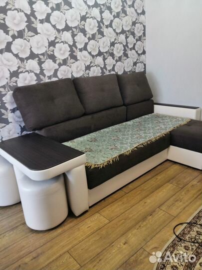 Угловой диван бу
