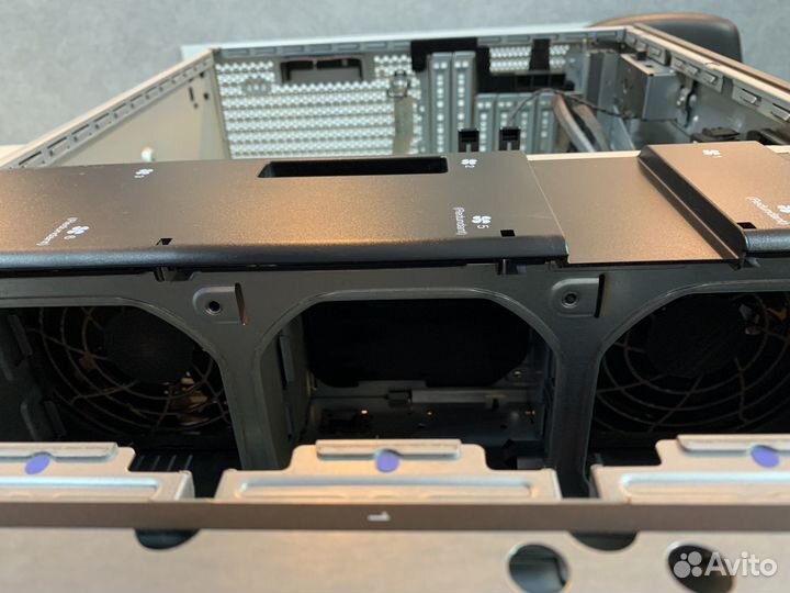 Два Сервера ibm System x3500 M4 + диски