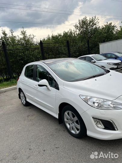 Peugeot 308 1.6 AT, 2012, 85 000 км