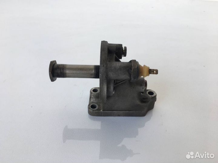 Корпус масляного фильтра VW Passat B3,2Е