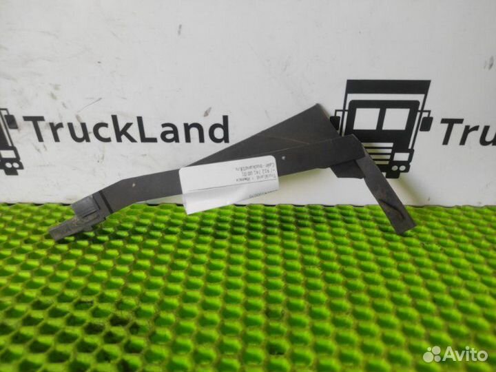 Водосток лобового стекла правый Man Tgs