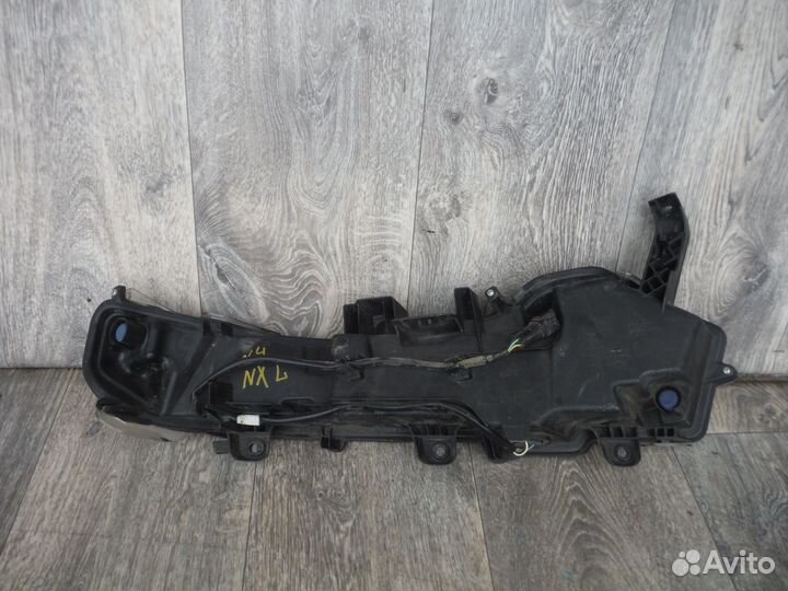 Дхо ходовой огонь левый №4 lexus NX 2015