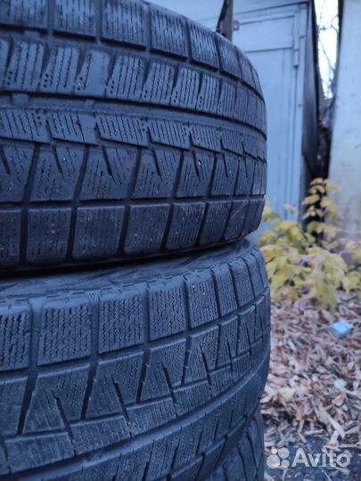 Bridgestone Blizzak Ice 225/45 R18 100T