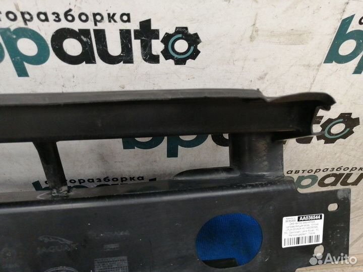 Дефлектор радиатора направляющая возд потока