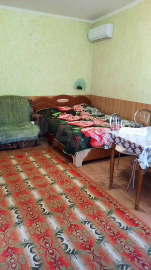 Дом 25 м² на участке 1 сот.