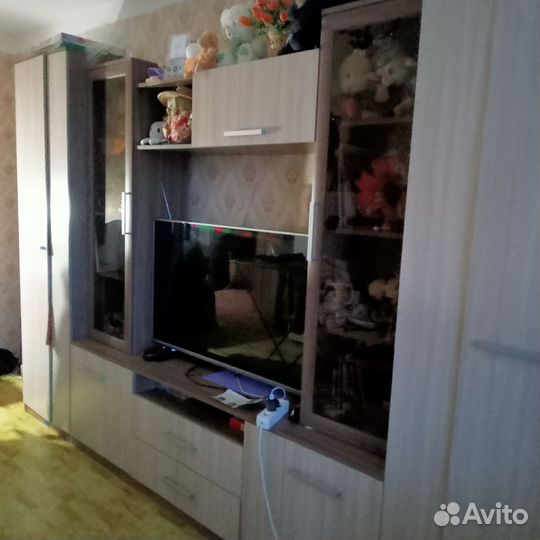 Стенка в гостиную