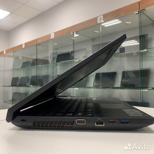 Ноутбук Lenovo (Pentium/ 4gb ram/ SSD)