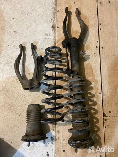 Амортизатор в сборе левый Mazda 6 gh