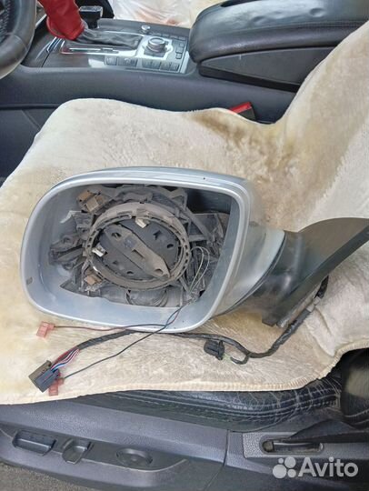 Зерколо заднего вида Audi Q7