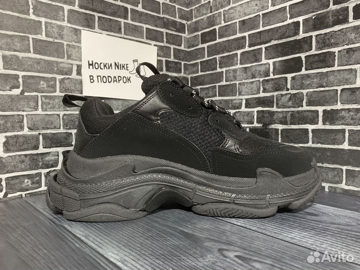 Balenciaga Triple S Black. Мужские кроссовки