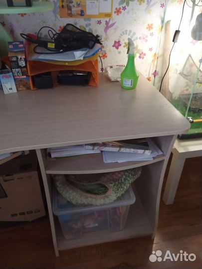 Компьютерный стол