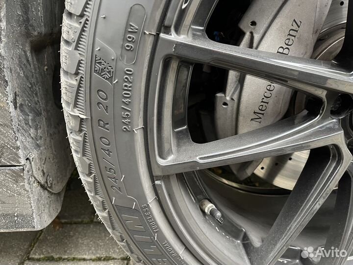 Michelin Alpin 5 245/40 R20 и 275/35 R20