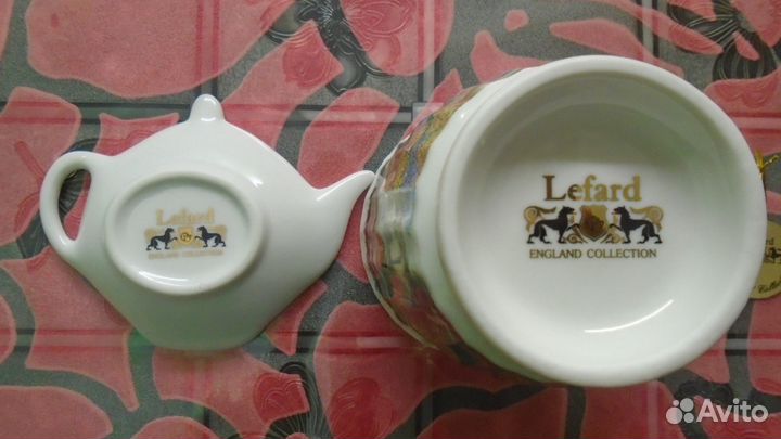 Фарфоровая кружка и подставка под пакетики Lefard