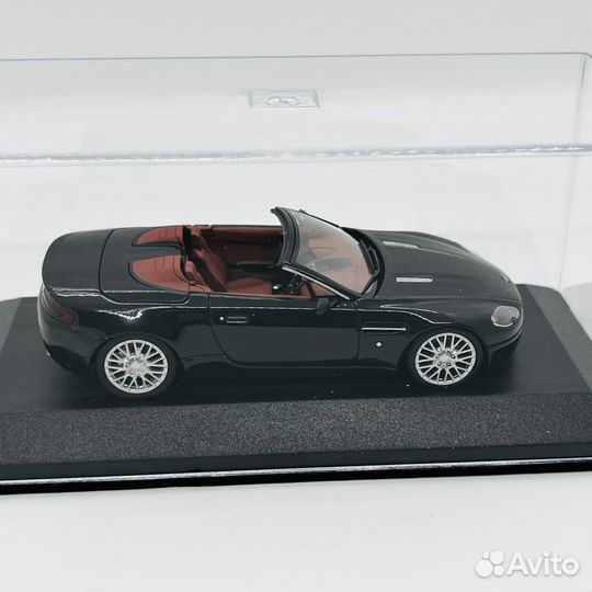 Aston Martin V8 Vantage Minichamps 1:43