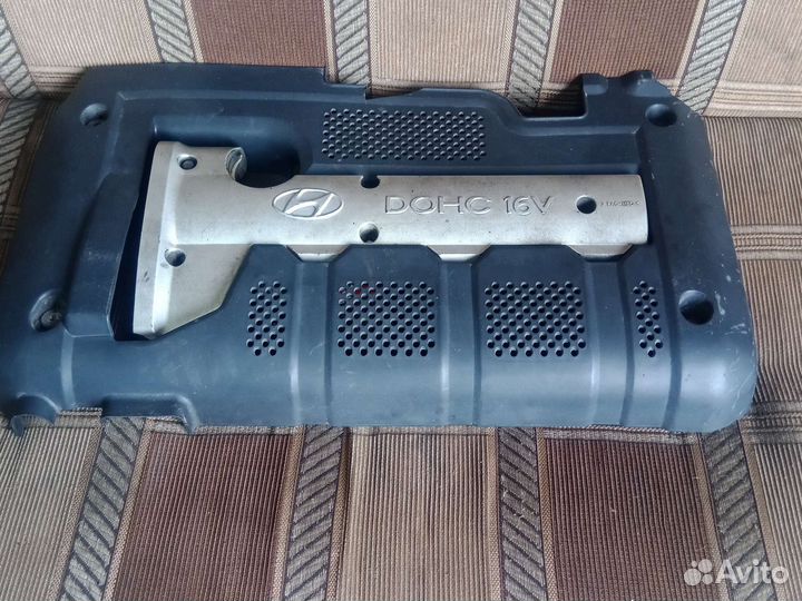 Декоративная крышка двигателя хюндай Элантра 3