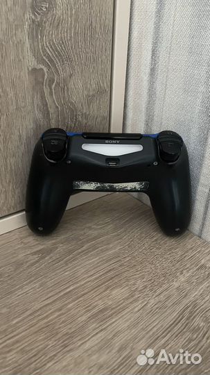 Sony PS4 дуалшок 4