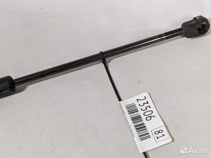 Амортизатор крышки багажника Hyundai Getz 1.4