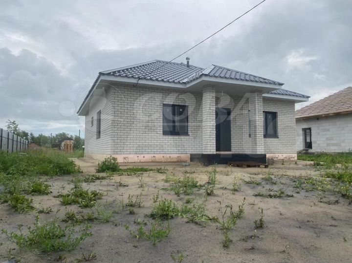 Дом 93 м² на участке 8,4 сот.