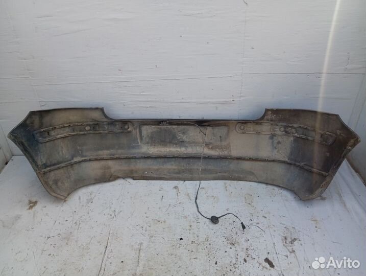 Бампер задний Volkswagen Golf 4