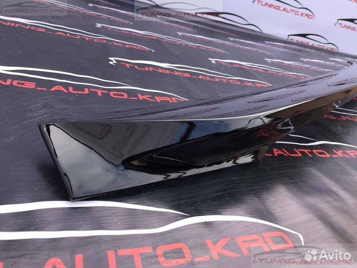 Спойлер Toyota Land Cruiser 200