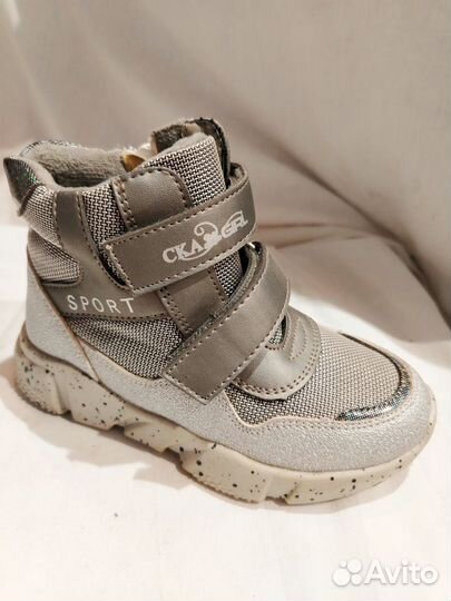 Ботинки новые весенние для девочки