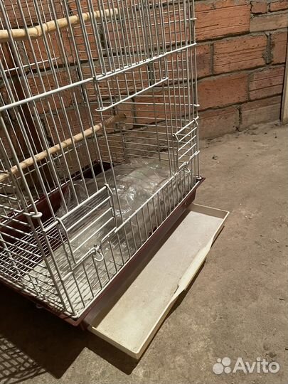 Большая клетка для птиц